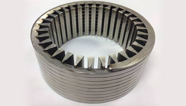 A wedge wire screen tube with triangle wire as support rod.